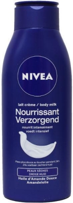 Foto van Nivea body milk blauw 400ml via drogist