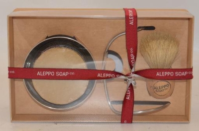 Foto van Aleppo soap co luxe scheerset cadeau 1st via drogist