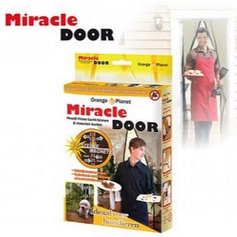 Orange donkey miracle door 1st  drogist