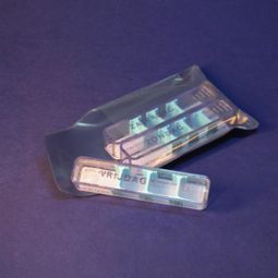 Blockland tablettendoosje wit 3 vaks 65x34x15mm 1st  drogist