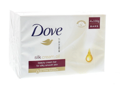 Foto van Dove silk cream oil beauty 4x100g via drogist
