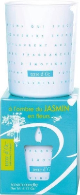 Foto van Terre doc under jasmin flower geurkaars 175g via drogist