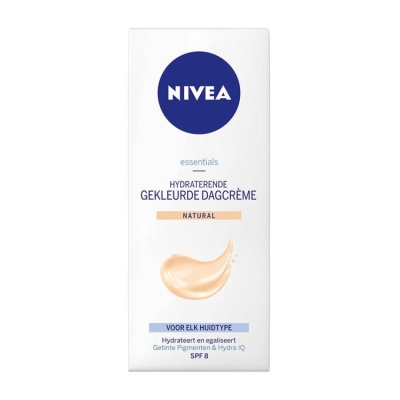 Foto van Nivea essentials hydraterende gekleurde dagcrème naturel 50ml via drogist